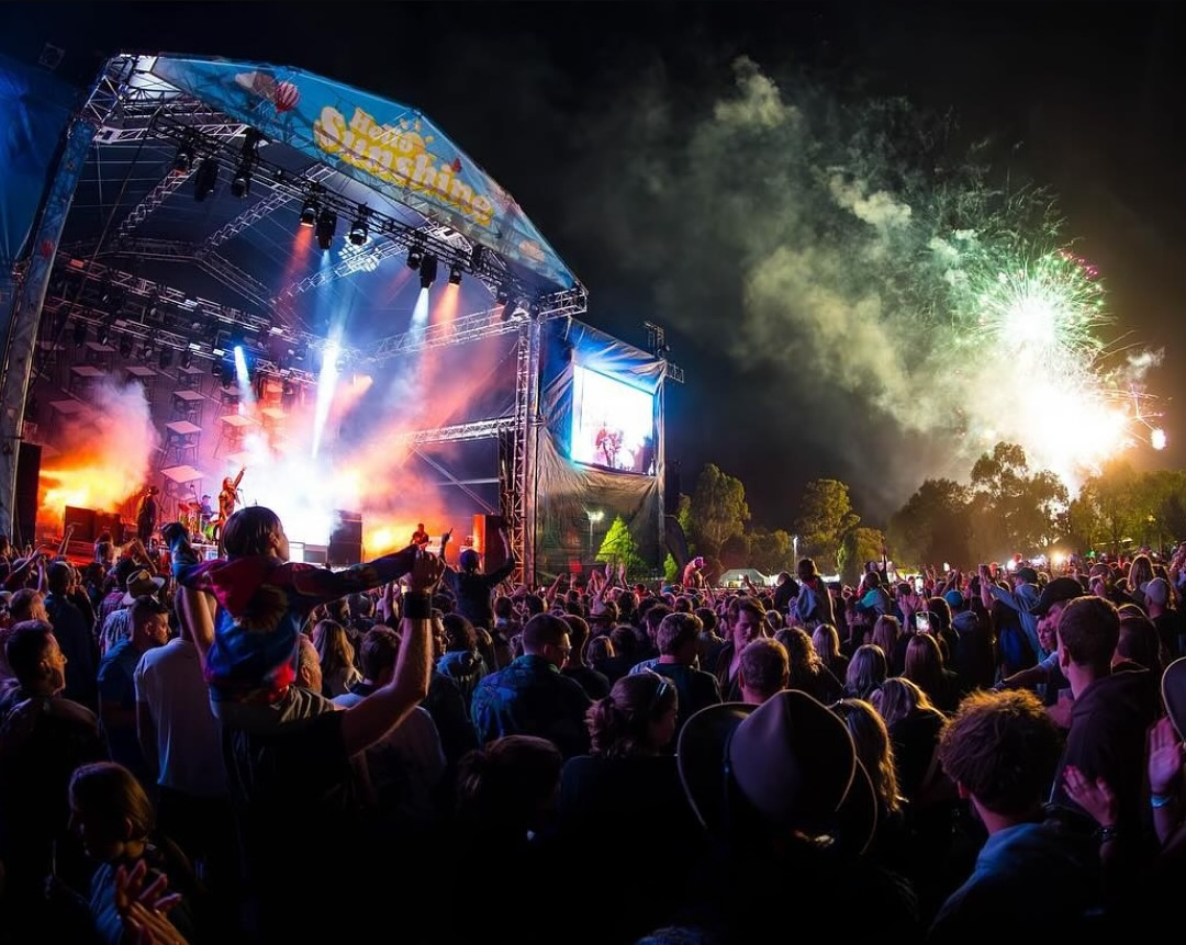 10,000 patrons at Hello Sunshine Festival